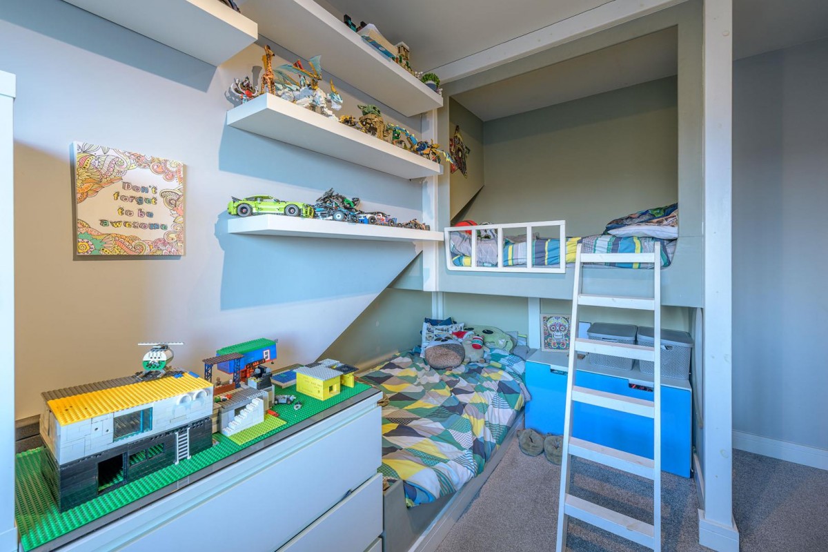 Kingswood Road, Kingswinford, DY6 9TE