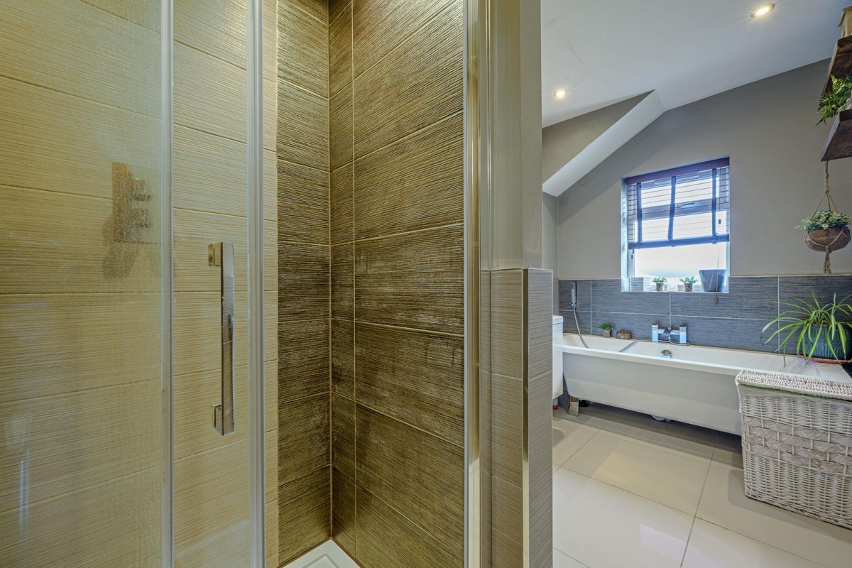 Kingswood Road, Kingswinford, DY6 9TE