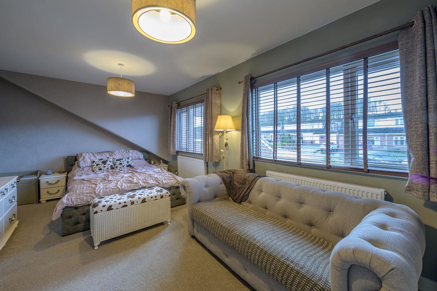 Kingswood Road, Kingswinford, DY6 9TE