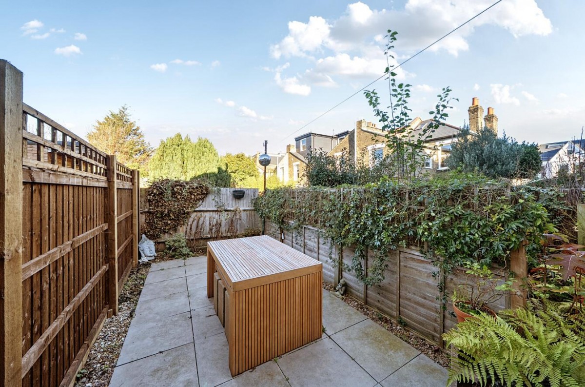 Rubens Street, London, SE6 4DH