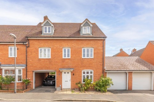 Wall Brown Way, Aylesbury
