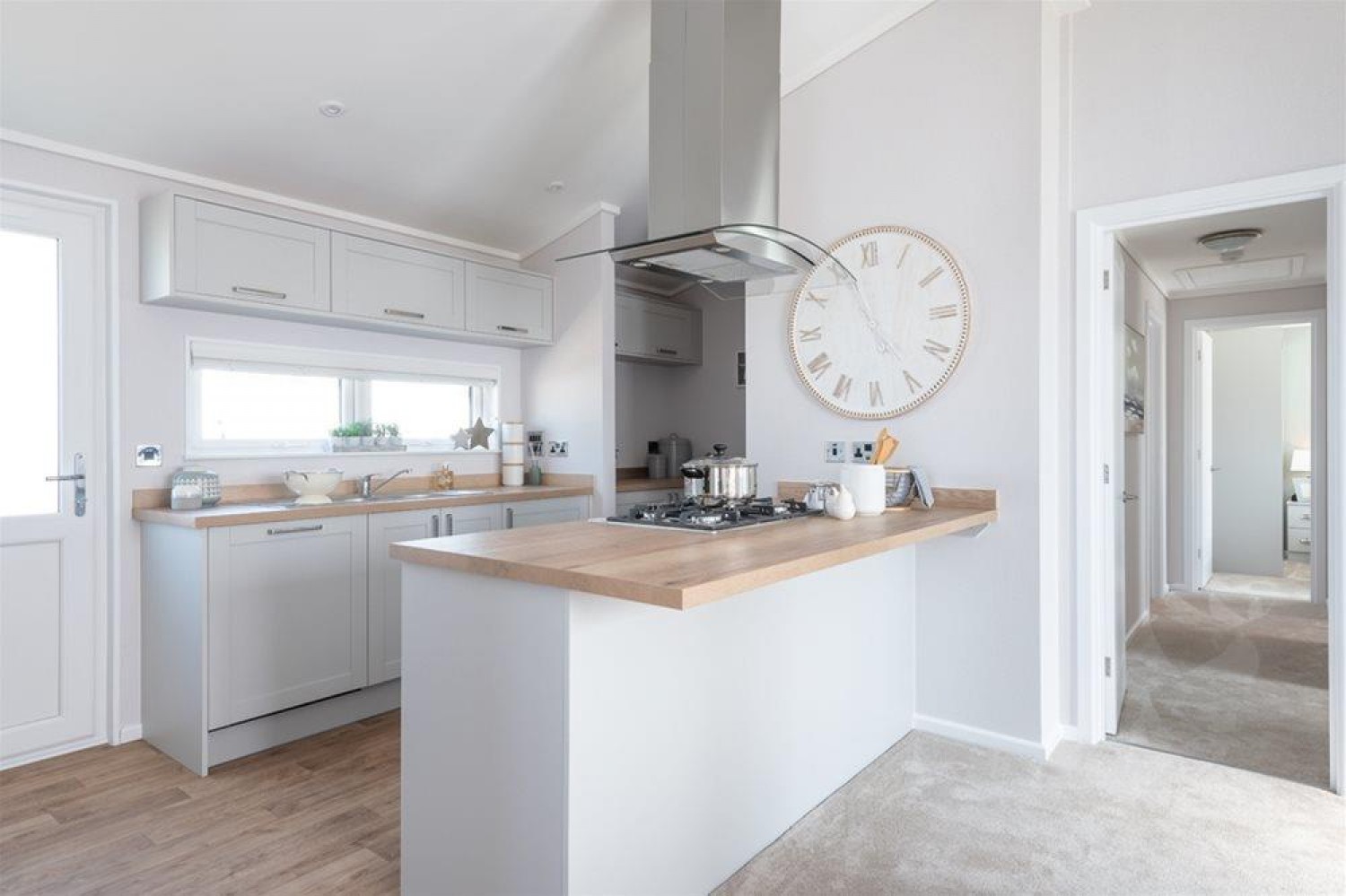 First Avenue, Garston Park, Tilehurst