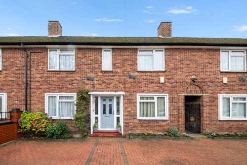 Prestwick Close, Southall