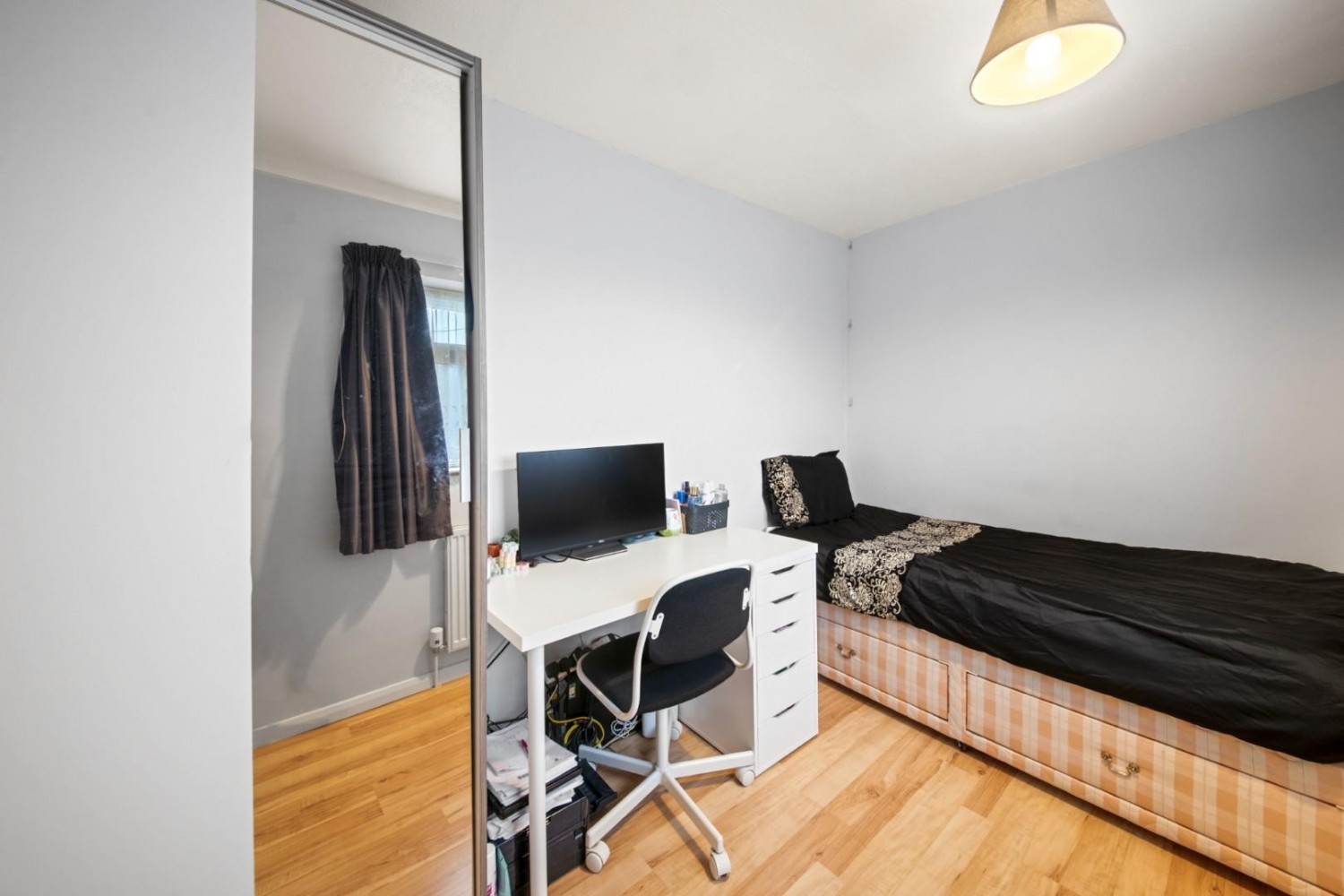 Prestwick Close, Southall