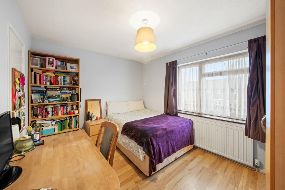 Prestwick Close, Southall