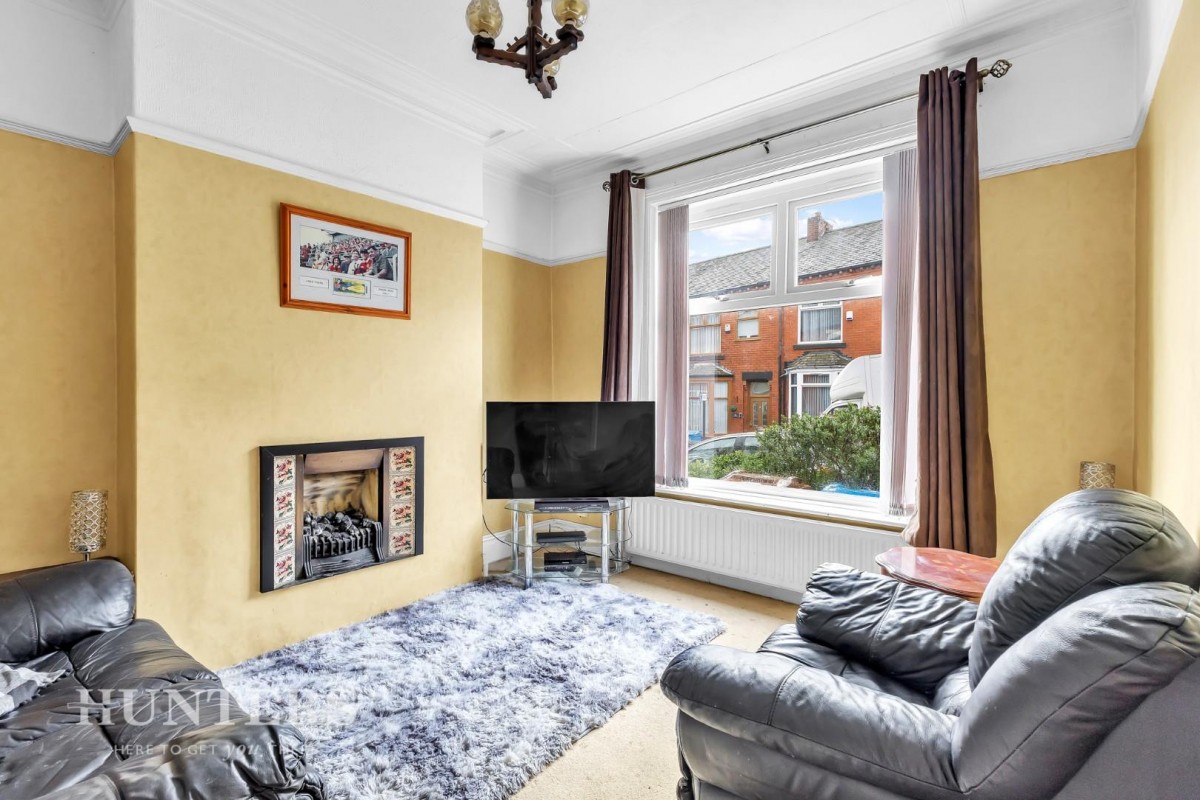 Mirfield Avenue, Oldham