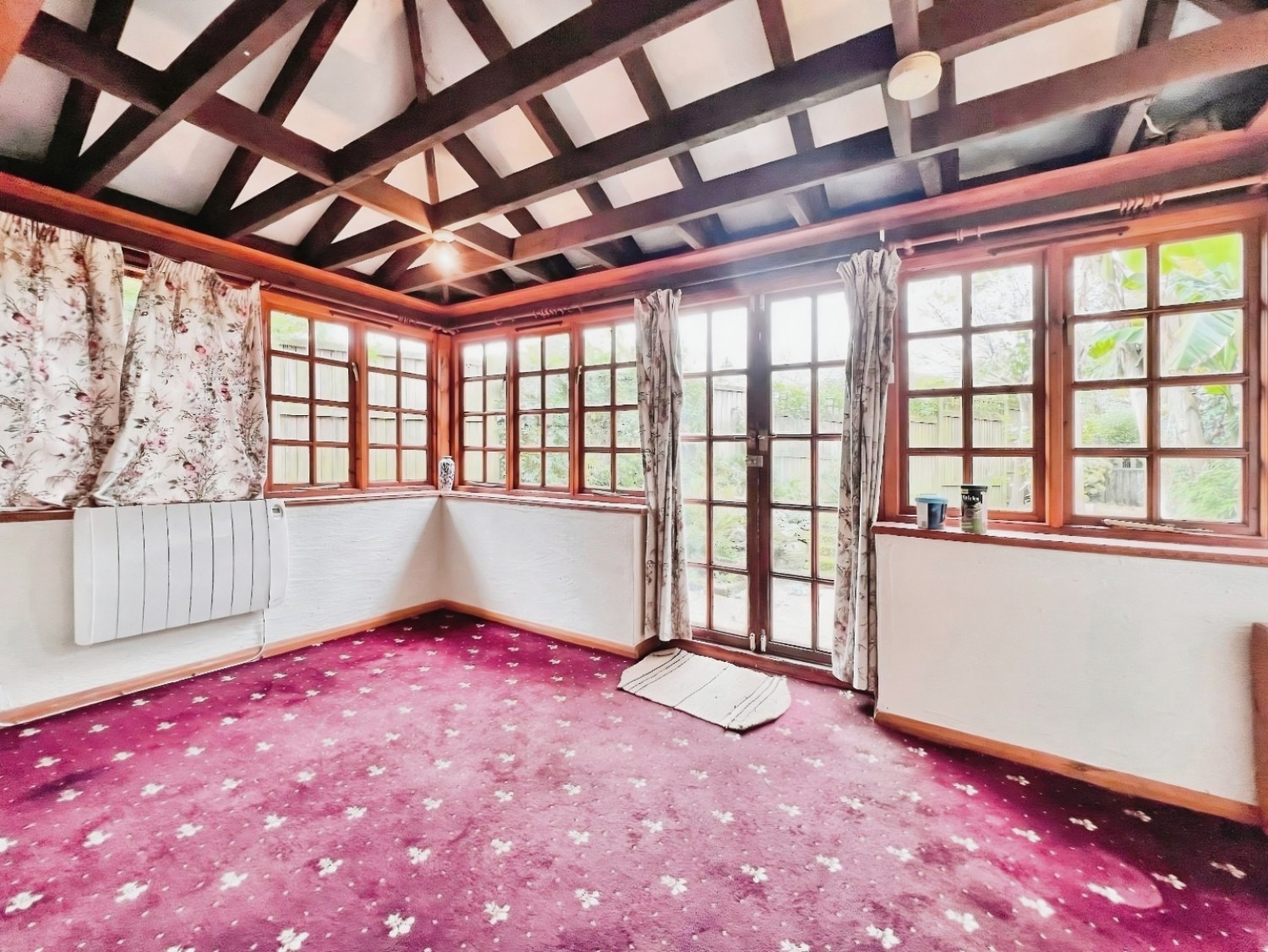 The Street, Hothfield