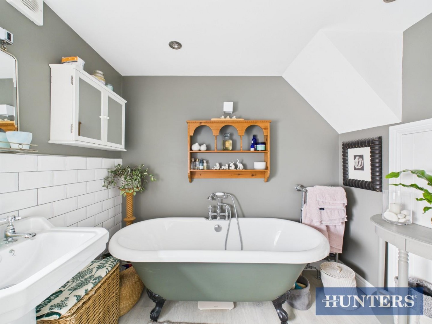 North Bar Without, Beverley