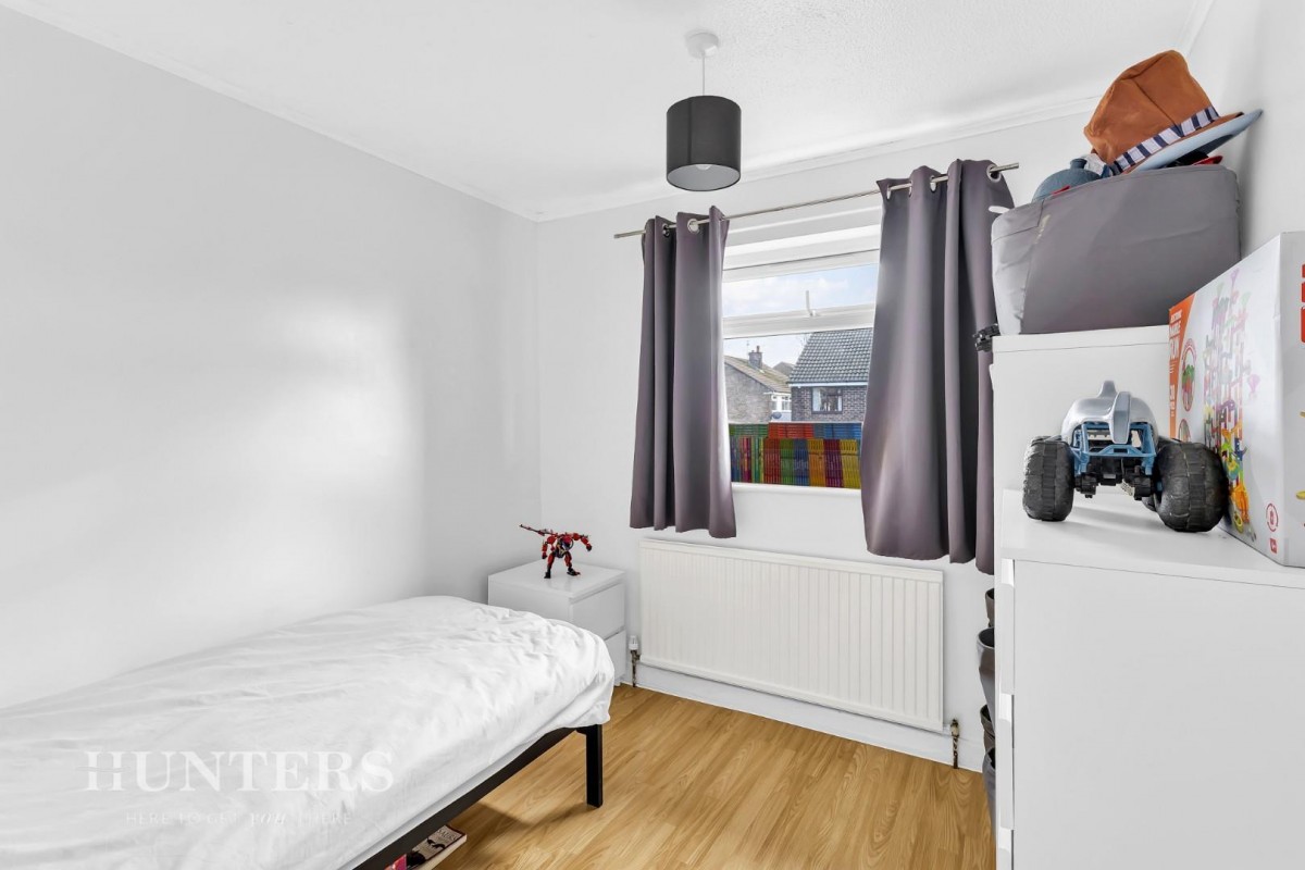 Rose Avenue, Smithy Bridge, OL15 8QJ