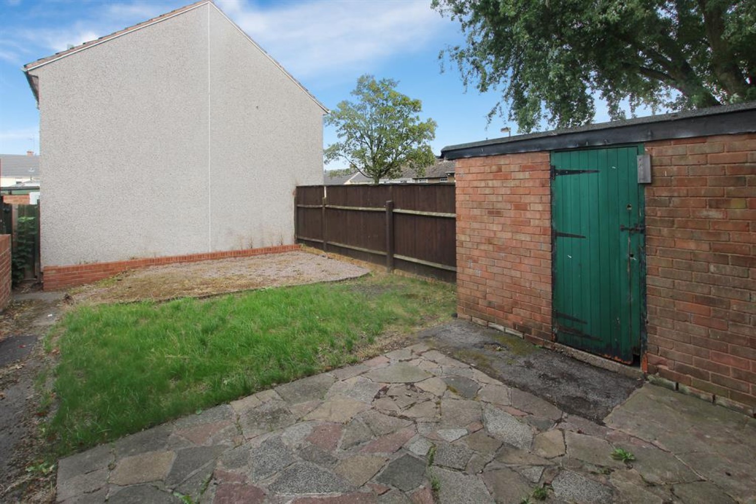 Neville Close, Redditch, B98