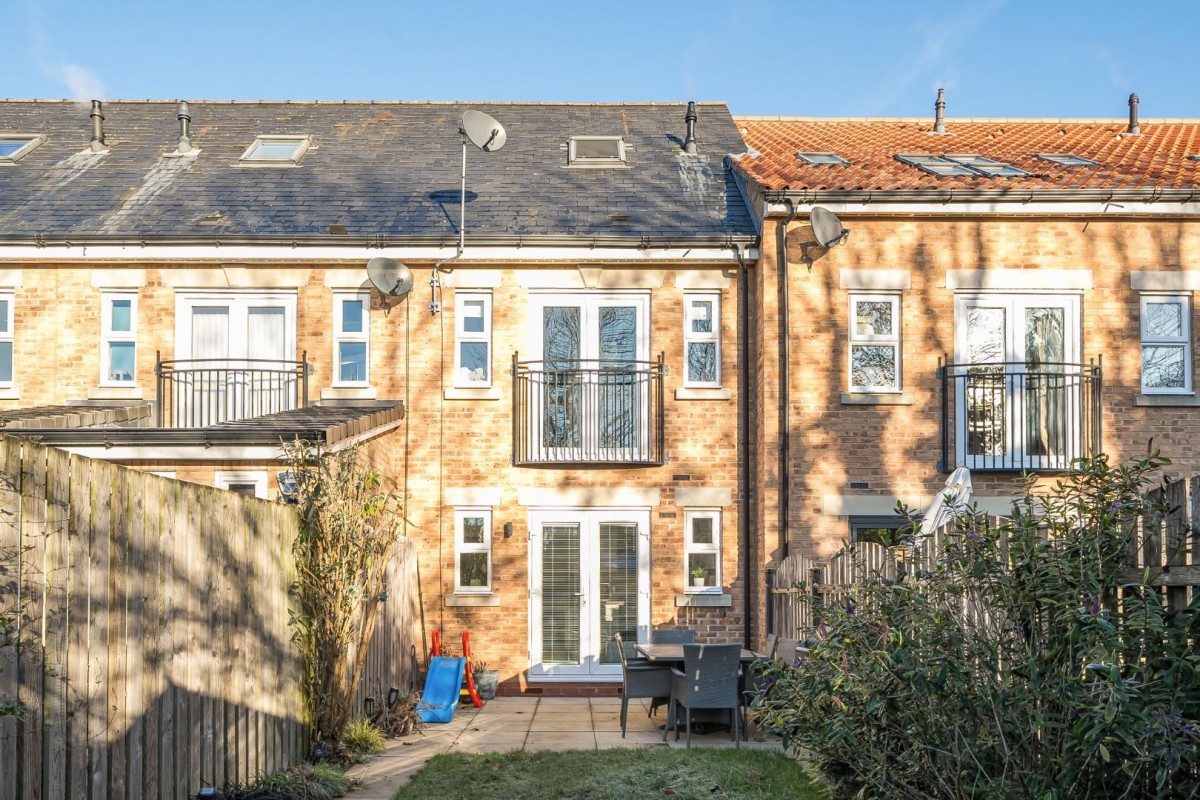 Woodland Drive, Thorp Arch, Wetherby