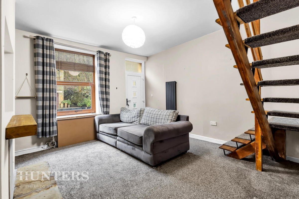 Summit, Littleborough OL15 9QX