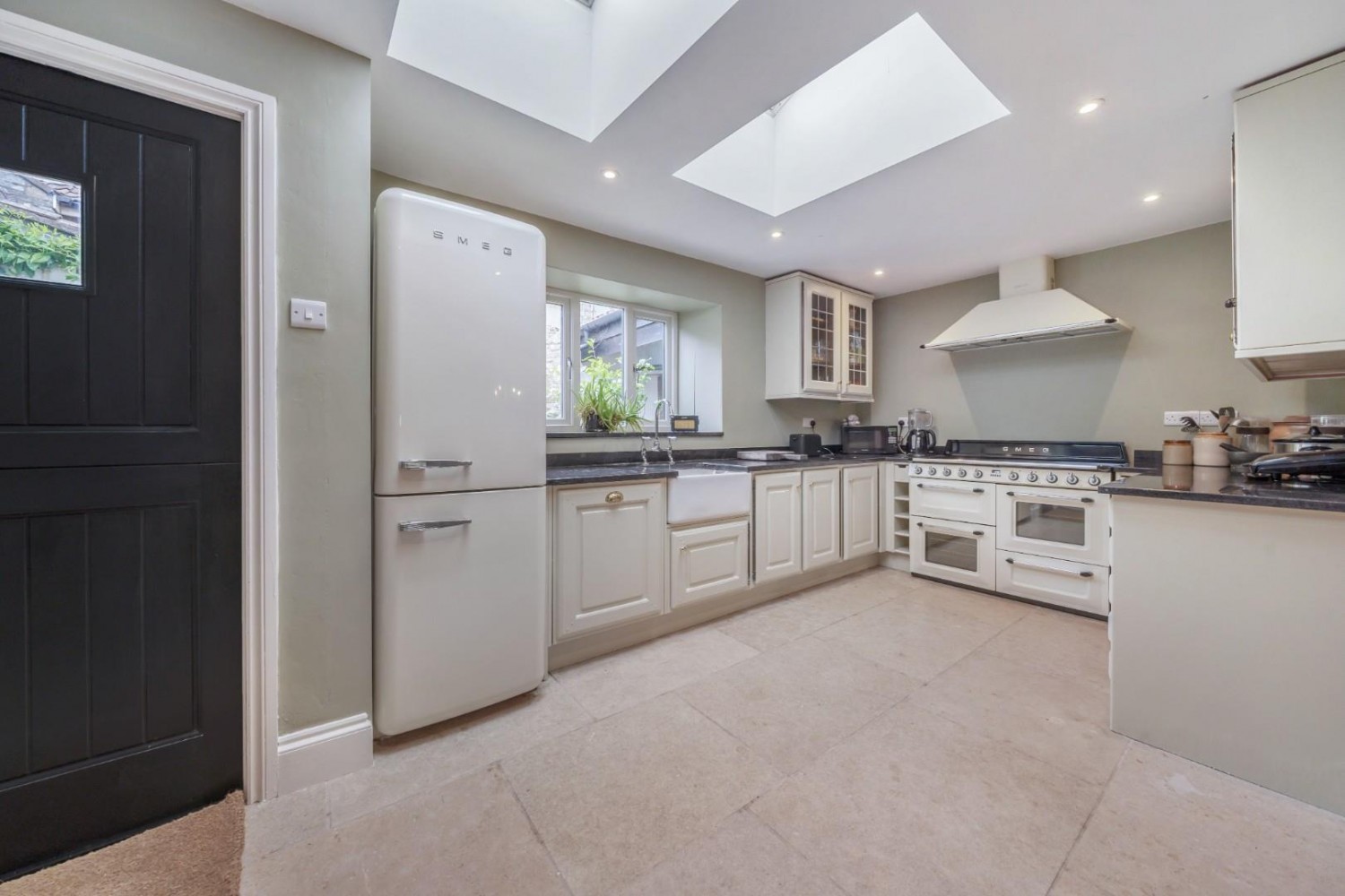 Tockington Green, Tockington, Bristol, BS32 4LG