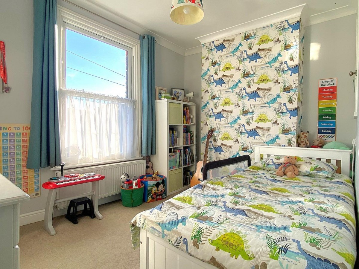 May Avenue, Northfleet