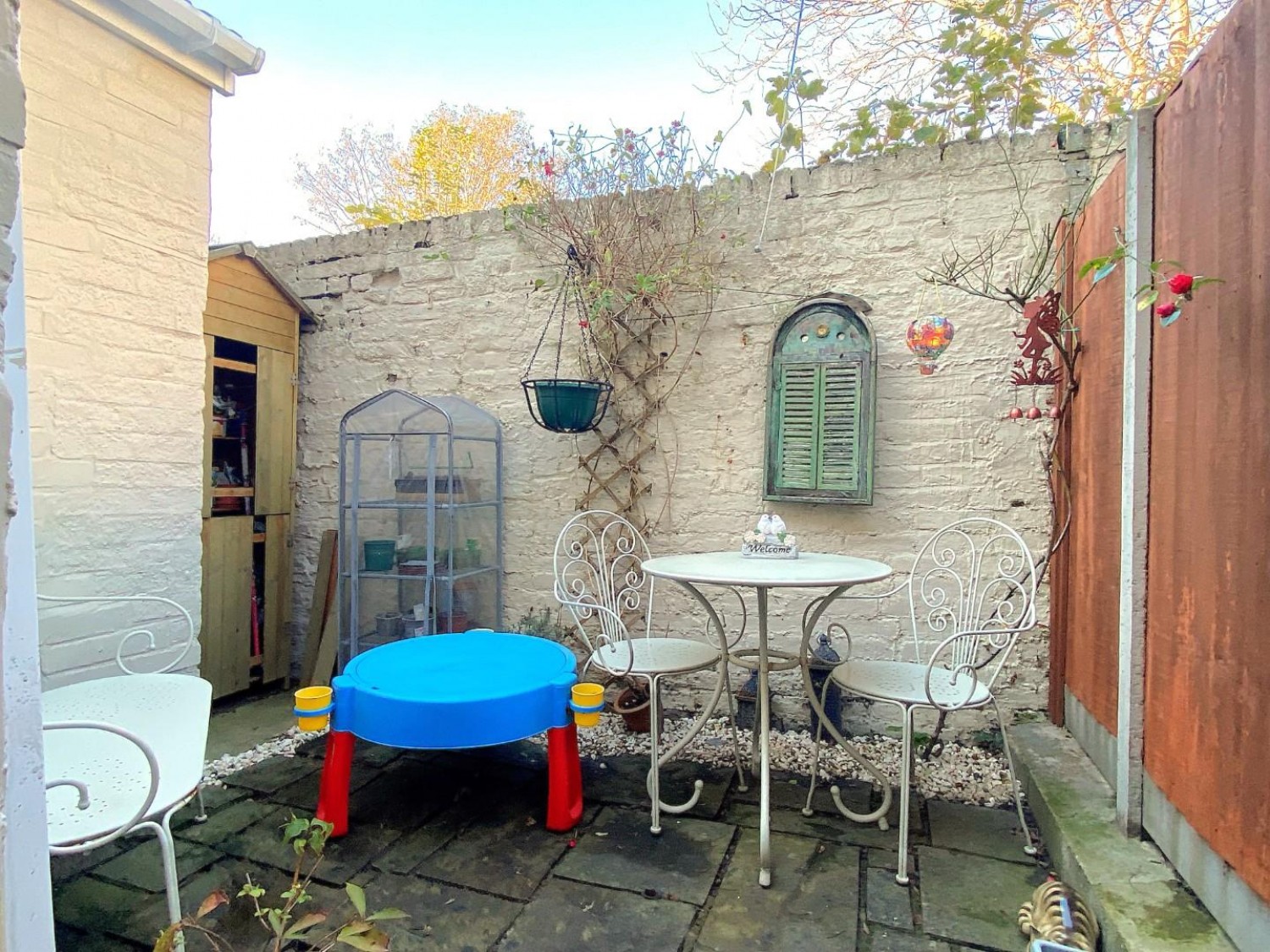 May Avenue, Northfleet