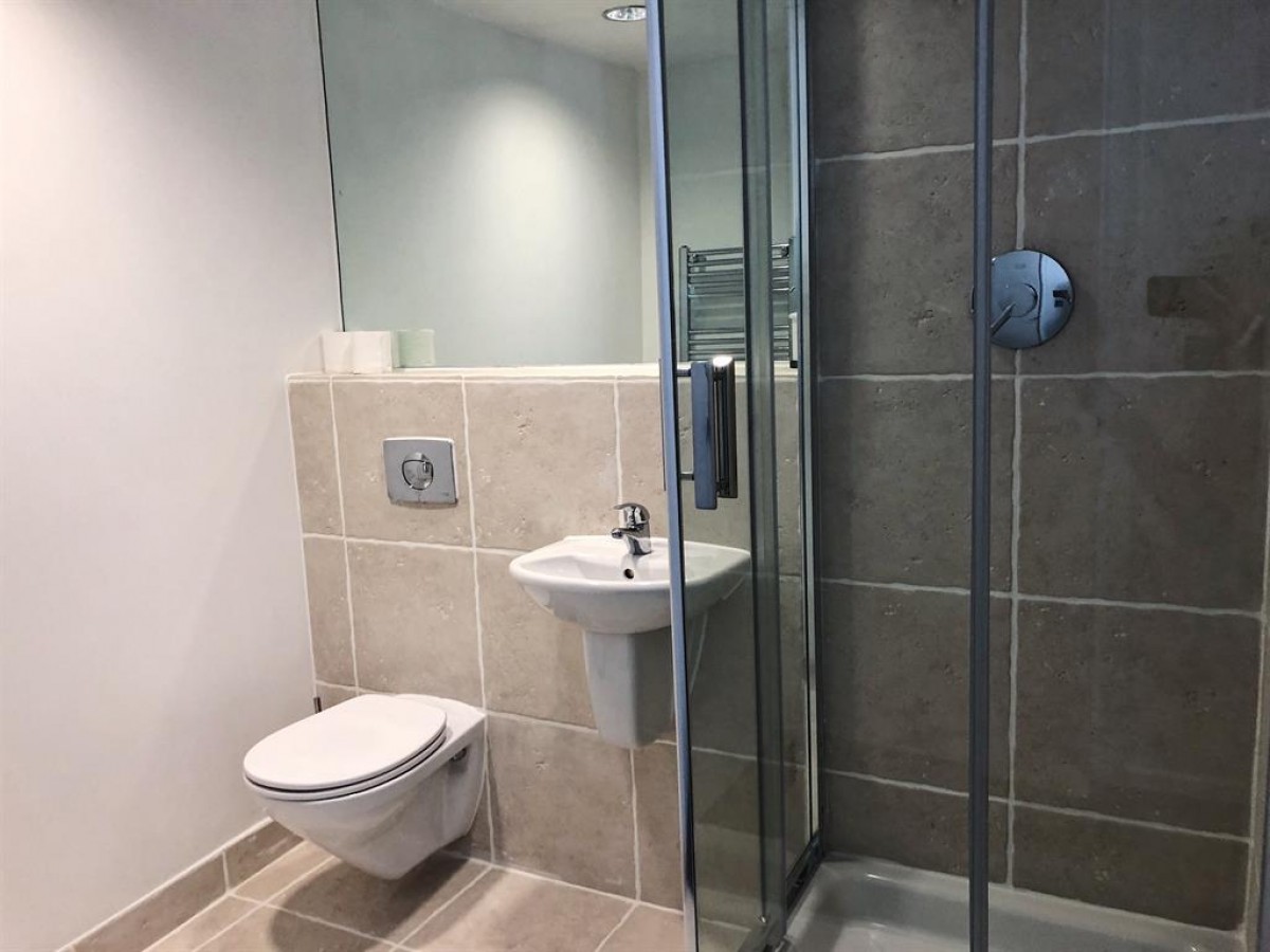 Whitehall Waterfront, 2 Riverside Way, Leeds