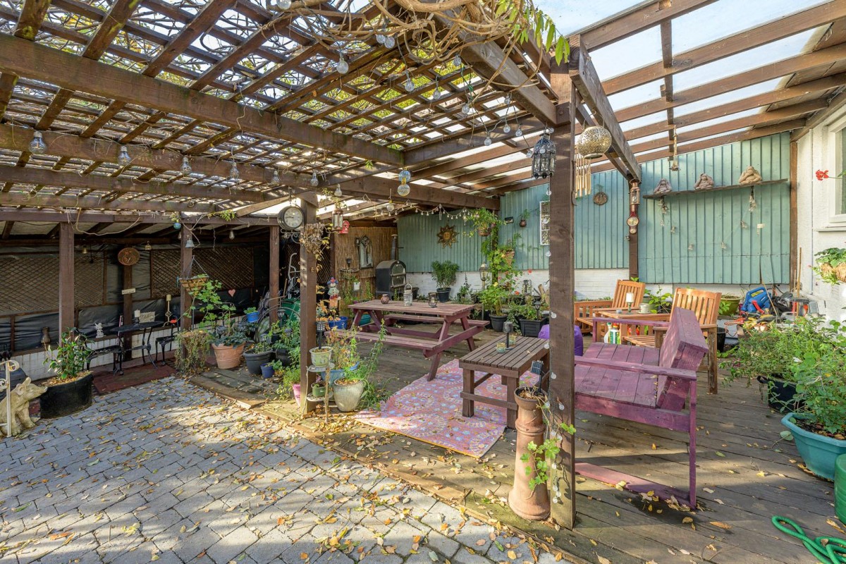 Brick Kiln Street, Quarry Bank, Brierley Hill, DY5 2AP