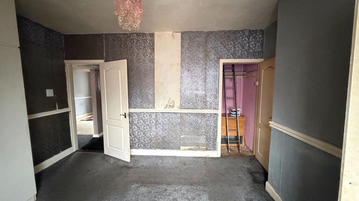 Charles Street, Castleford