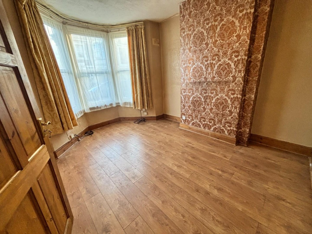 Felix Road, Easton, Bristol BS5 0JL