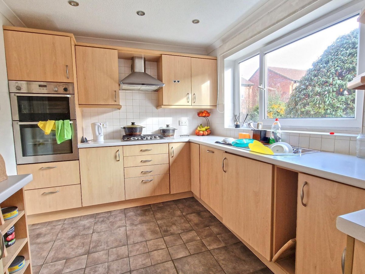 Waveney Close, Bicester