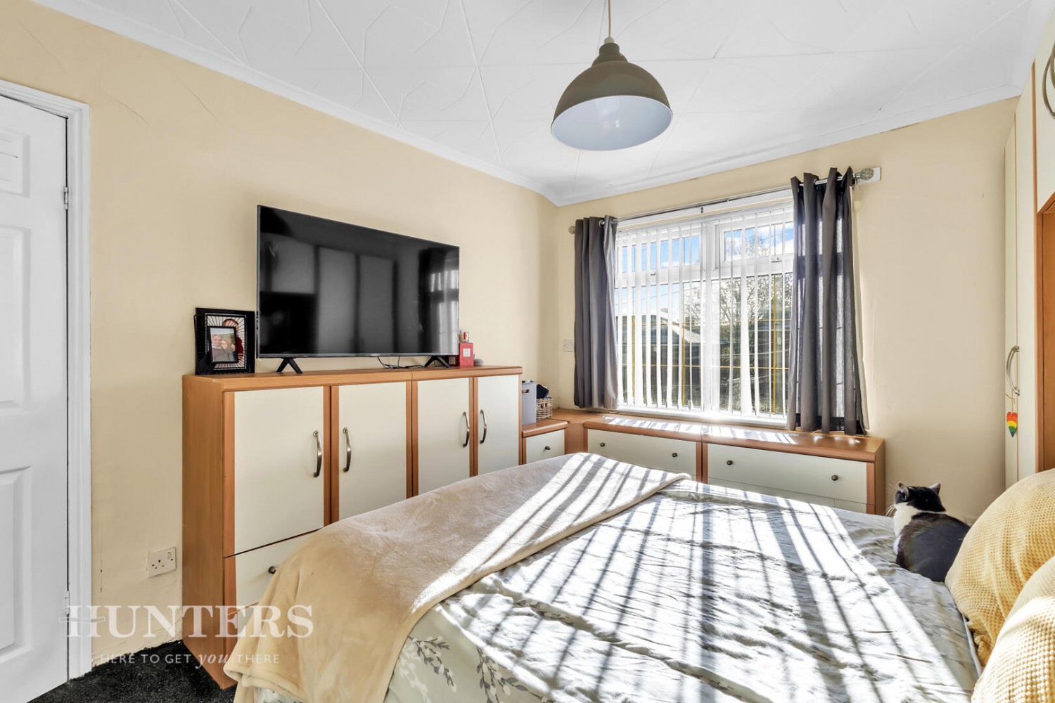 Whalley Avenue, Littleborough OL15 9HS