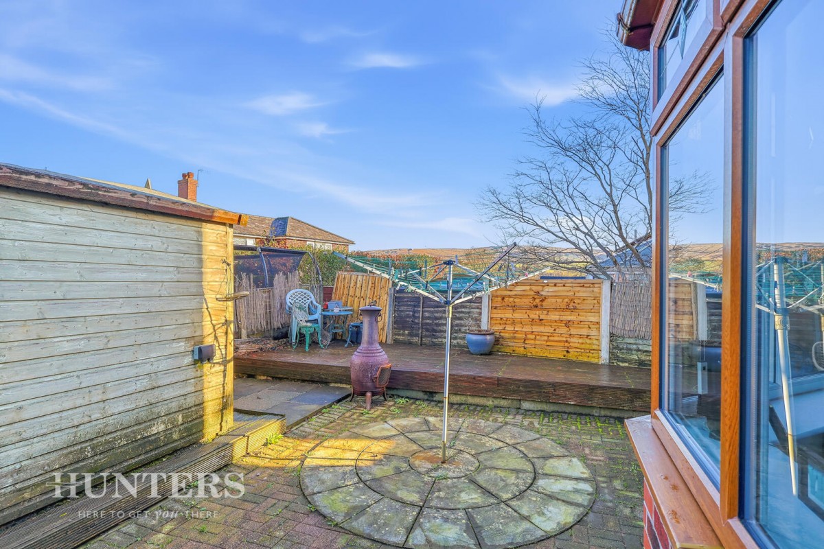 Whalley Avenue, Littleborough OL15 9HS