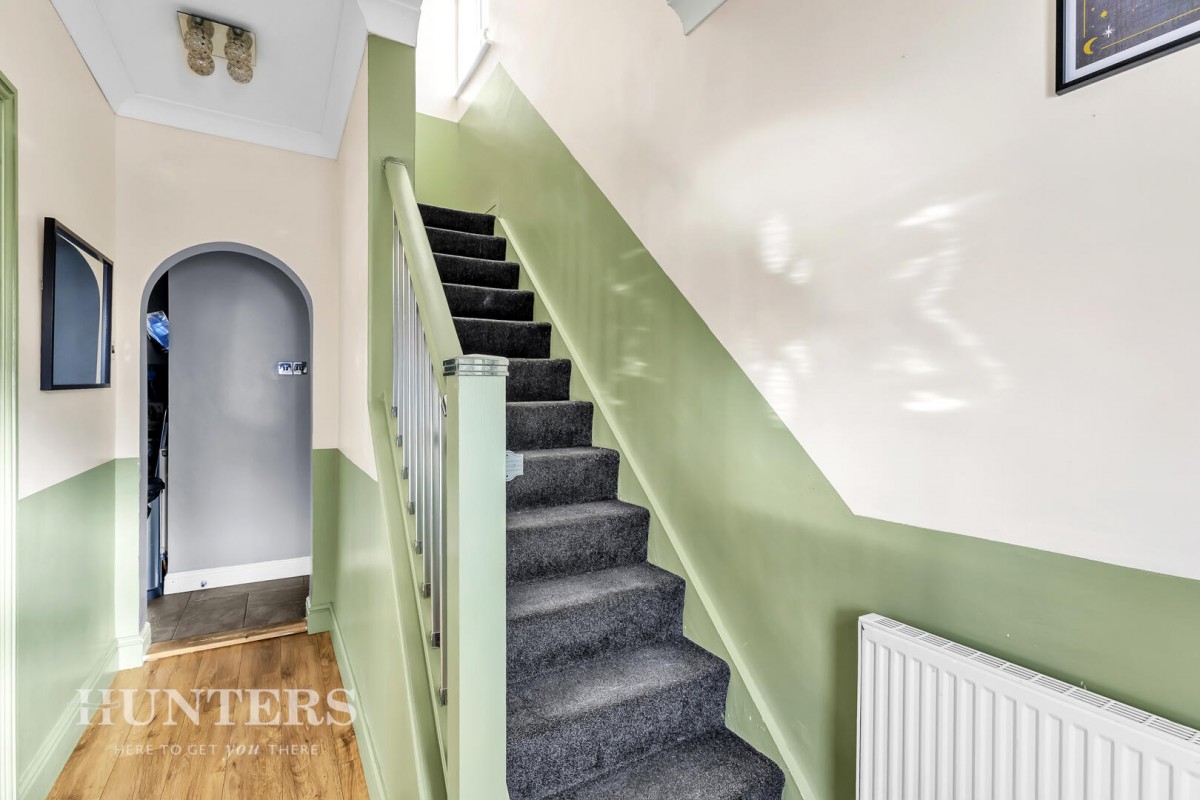 Whalley Avenue, Littleborough OL15 9HS