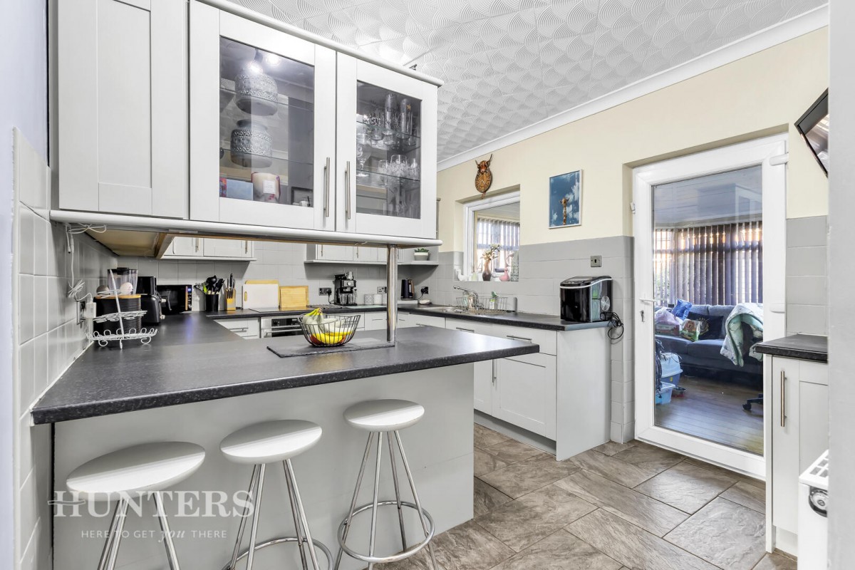 Whalley Avenue, Littleborough OL15 9HS