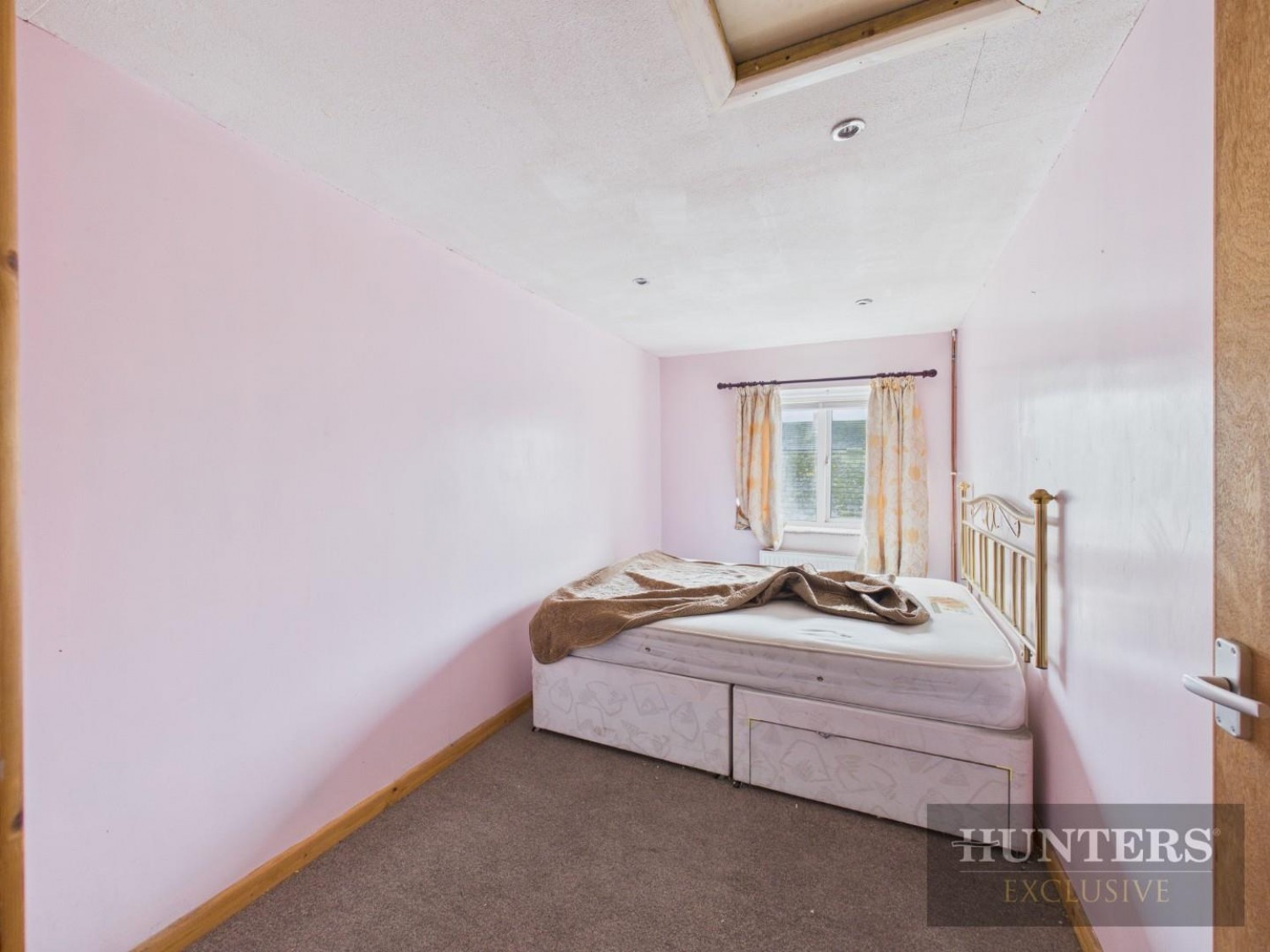 Sussex Street, Scarborough, YO11 1BJ