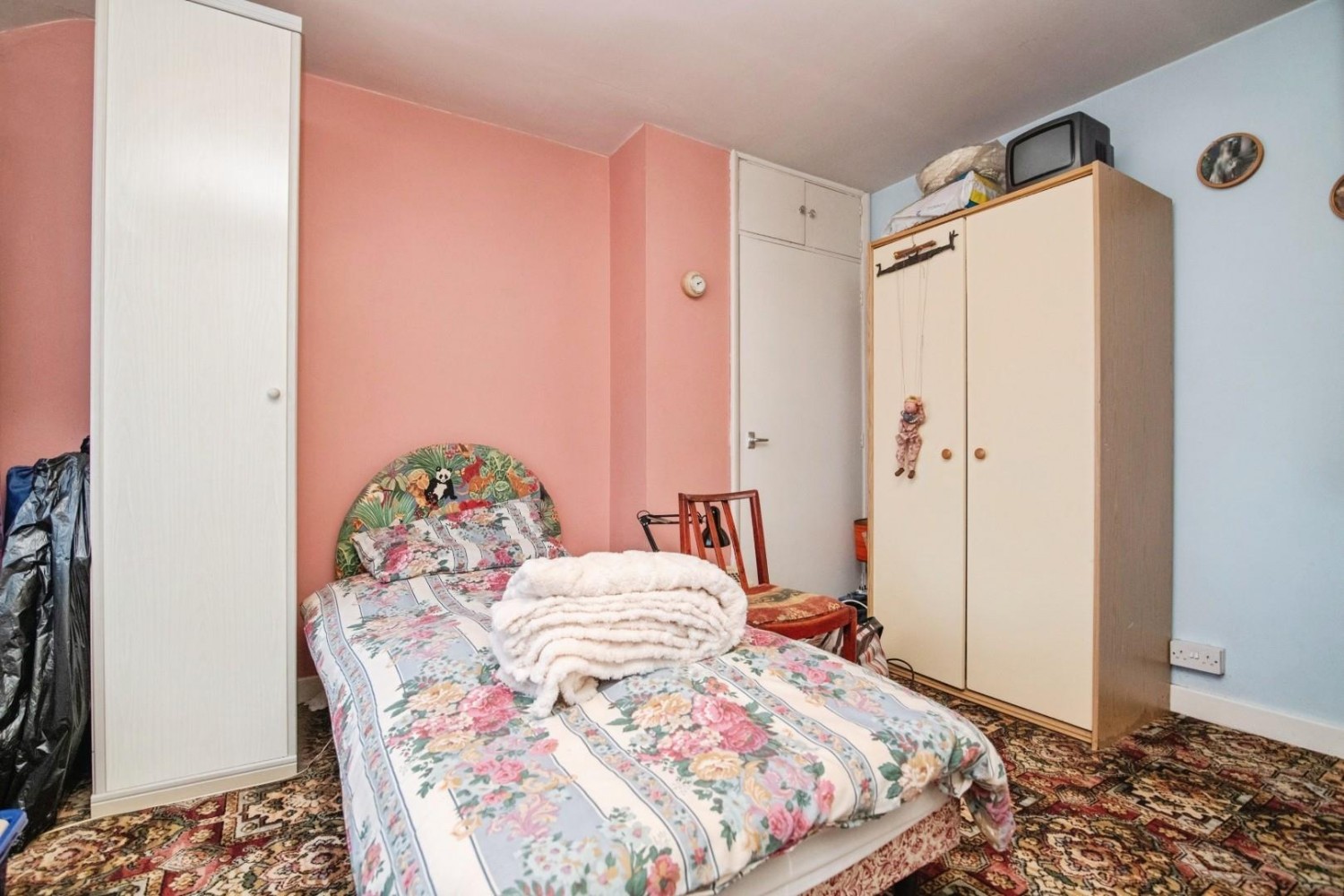 Greenoak Crescent, Woodsetton