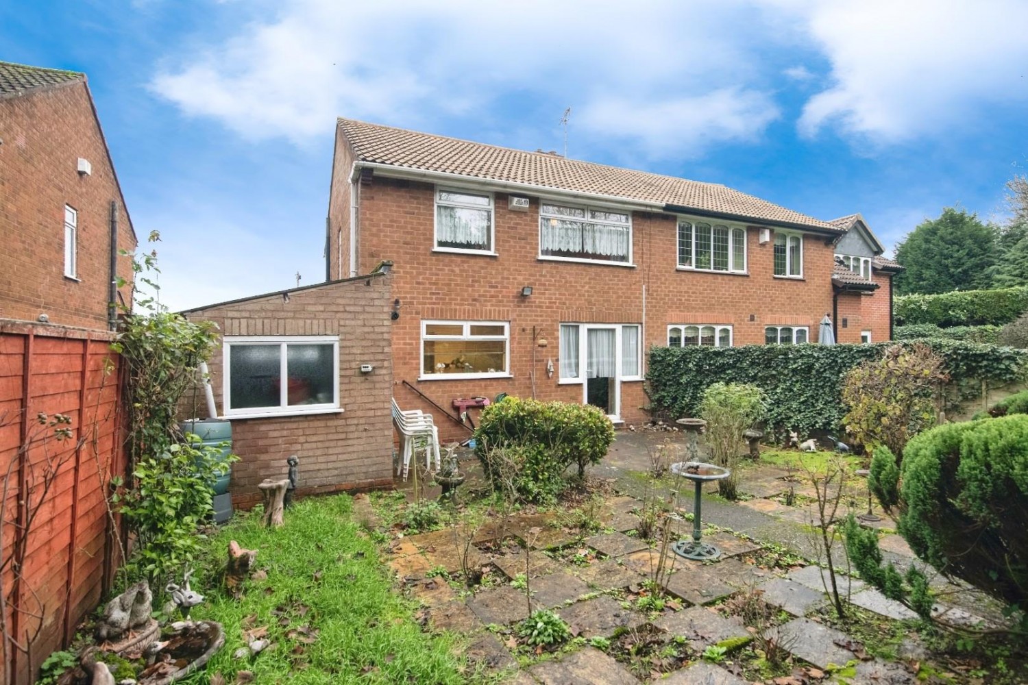 Greenoak Crescent, Woodsetton