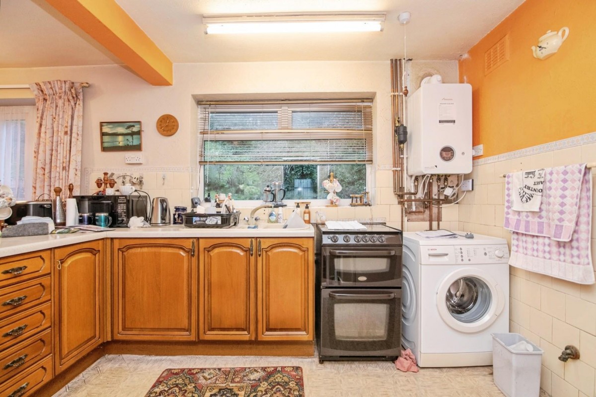 Greenoak Crescent, Woodsetton