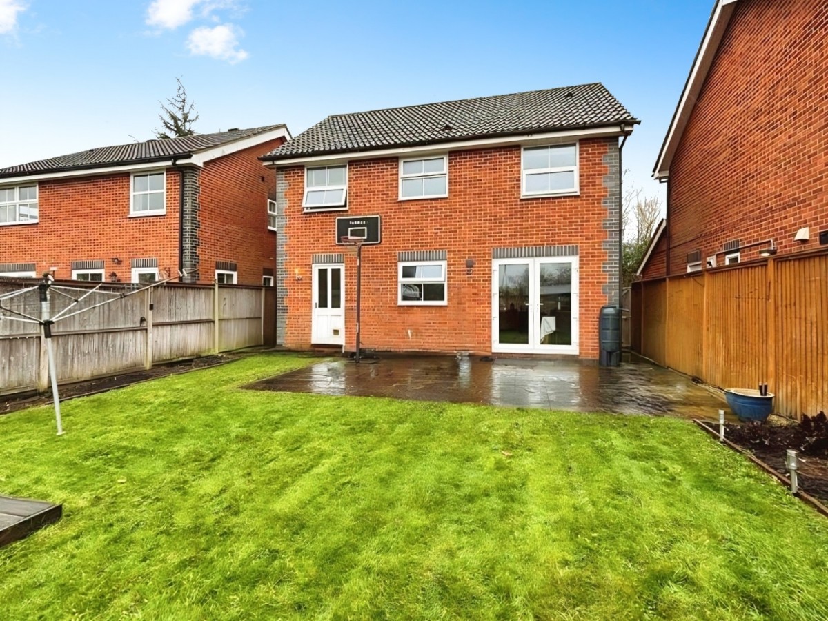 Centurion Walk, Kingsnorth, Ashford