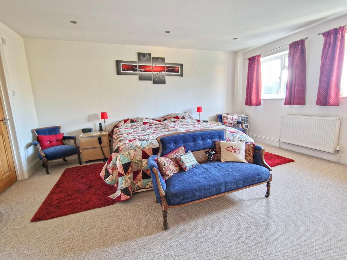 Fortescue Drive, Chesterton, Bicester