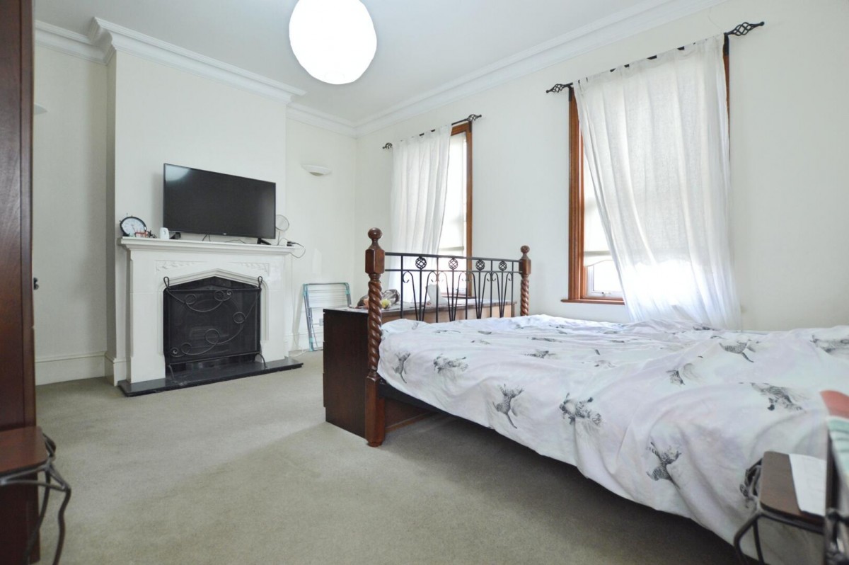 Manor Park Road, Manor Park, London, E12 5AB
