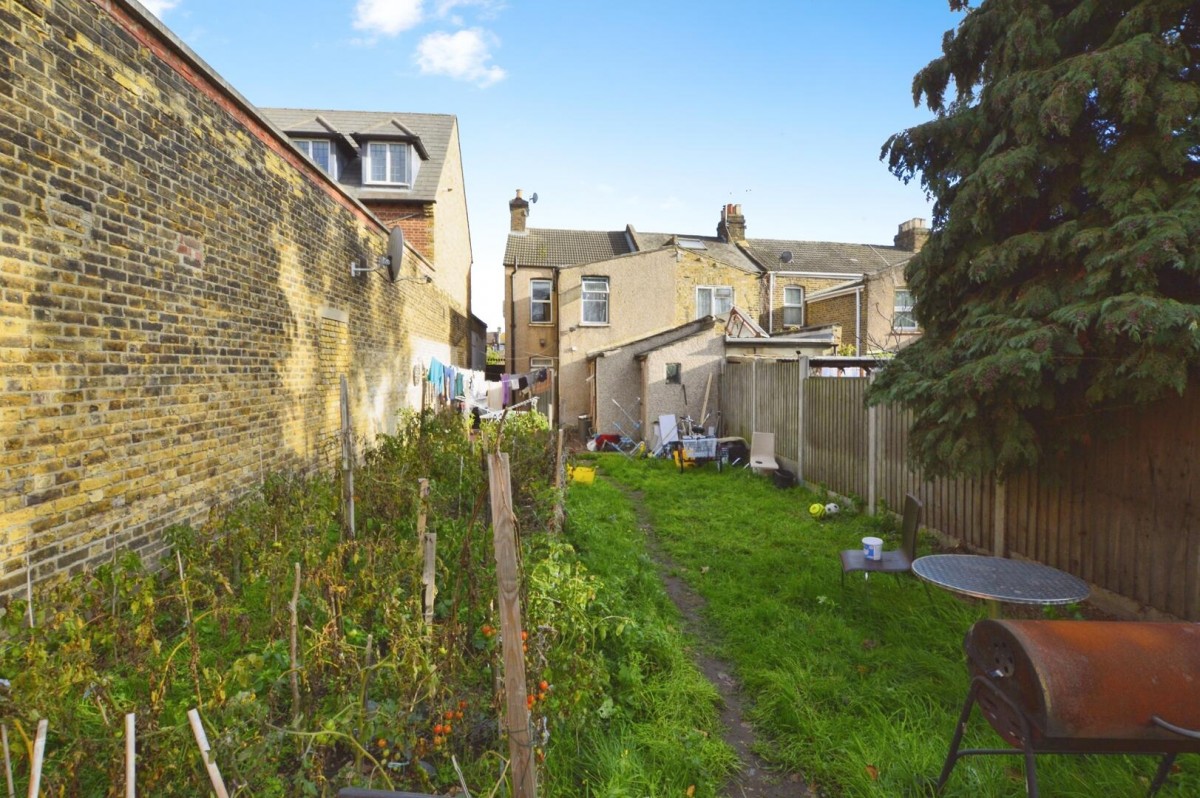 Manor Park Road, Manor Park, London, E12 5AB