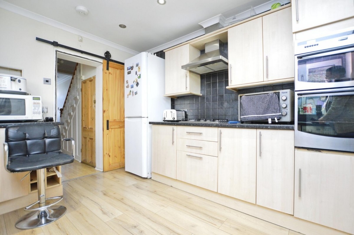 Manor Park Road, Manor Park, London, E12 5AB