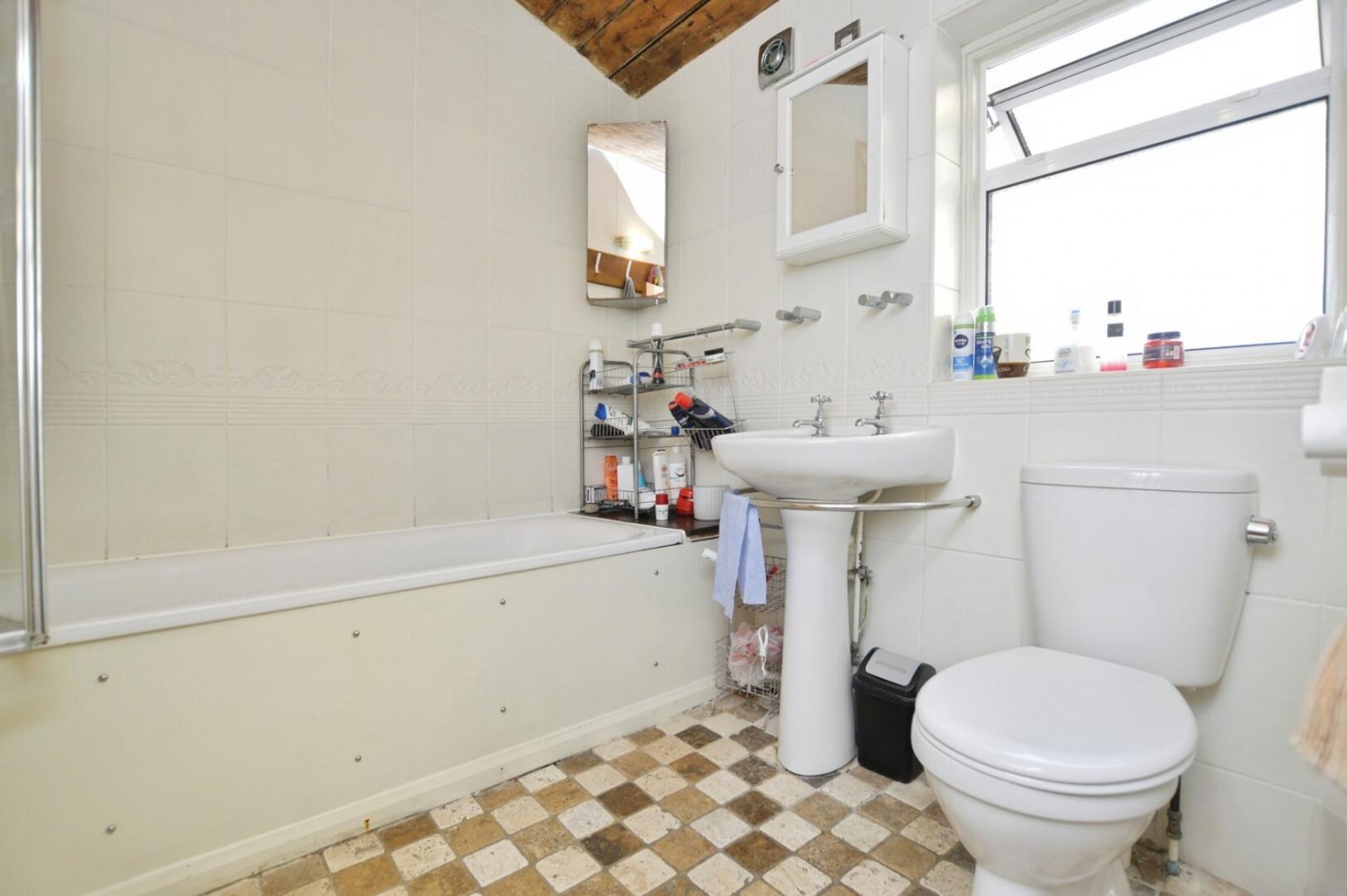 Manor Park Road, Manor Park, London, E12 5AB