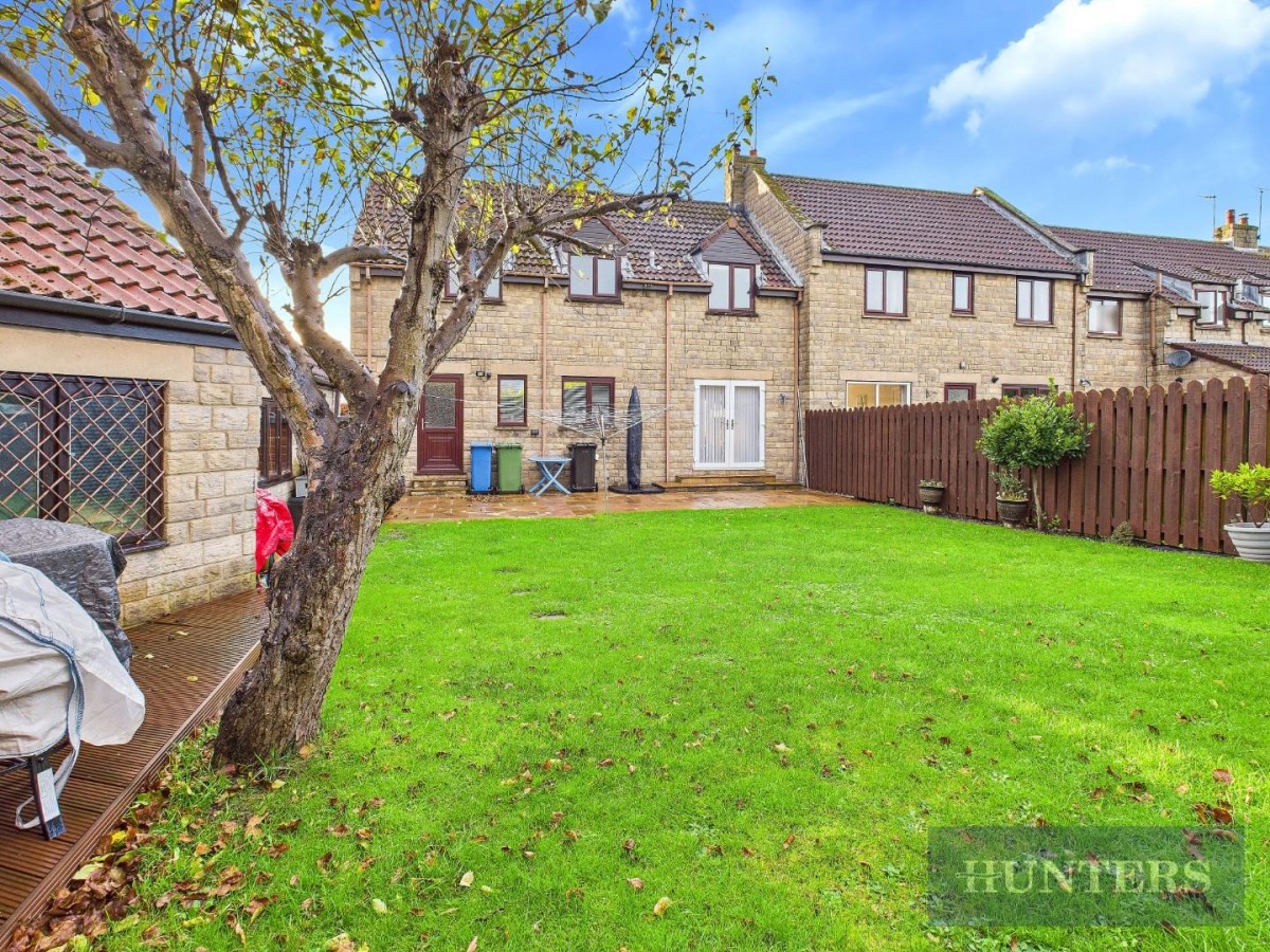 The Green, Burniston