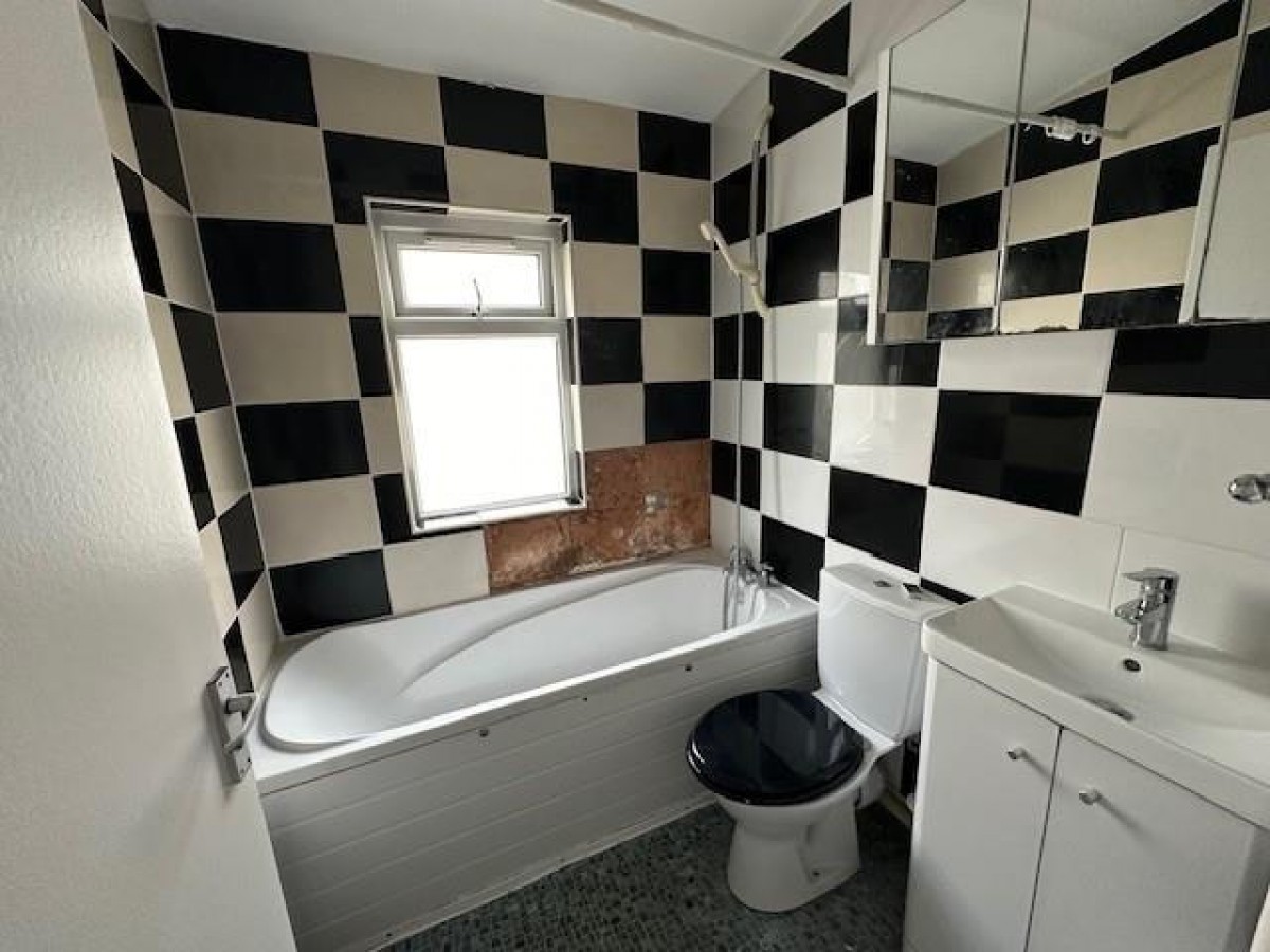 North Street, Downend, Bristol, BS16 5SG