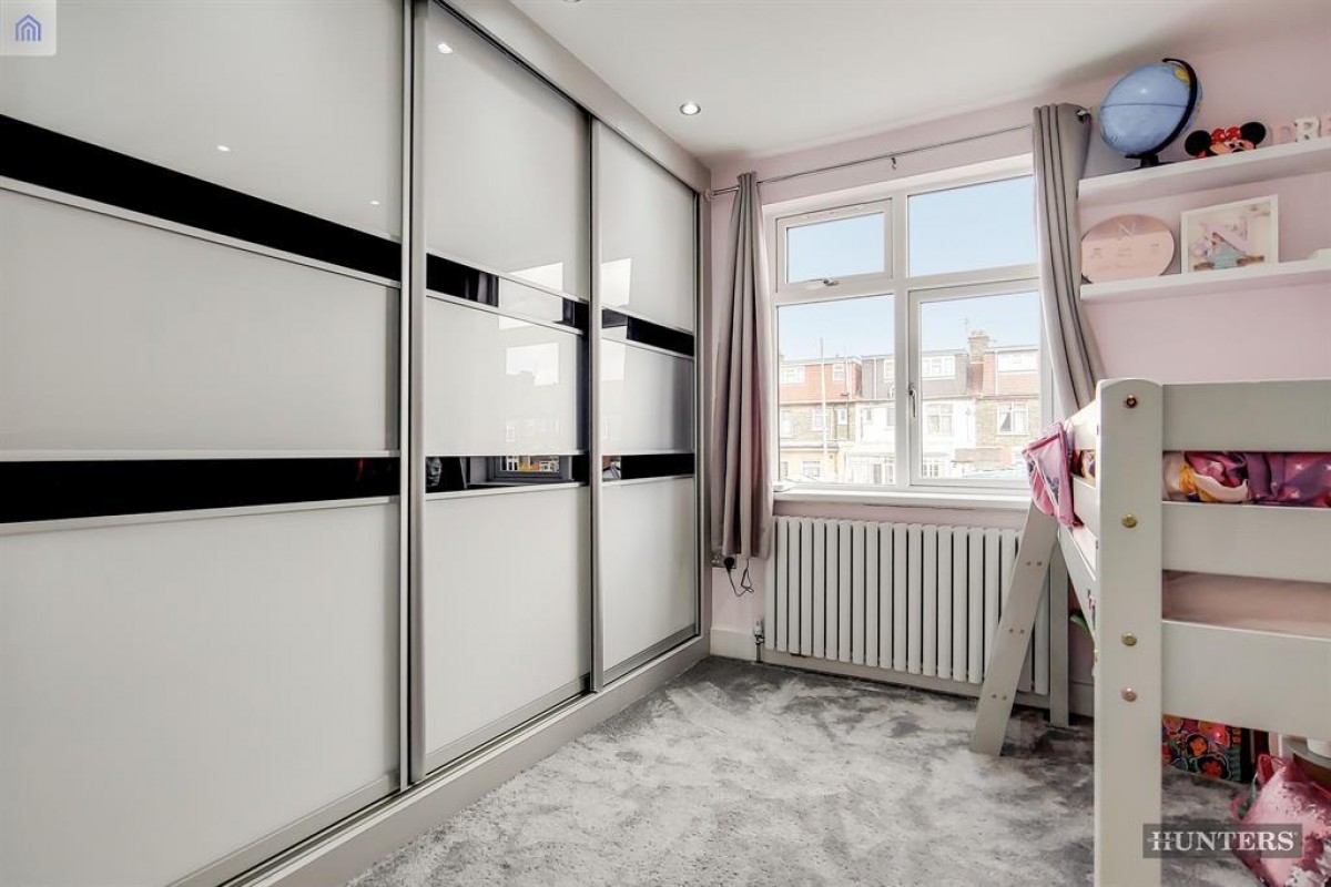 Netherfield Gardens, Barking, IG11