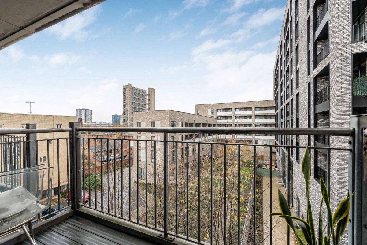 Aberfeldy Street, London