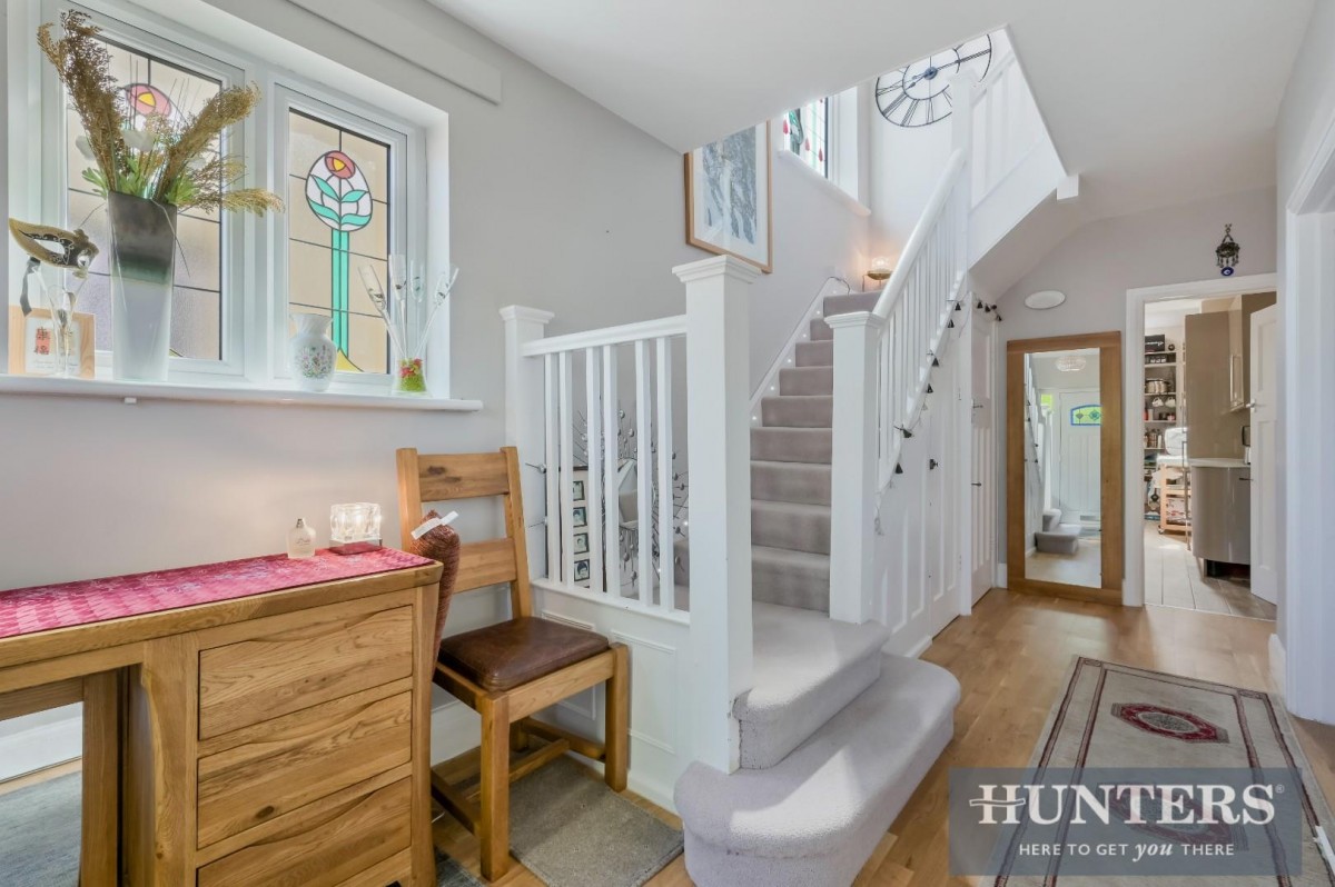 Great West Road, Isleworth, TW7 4PT