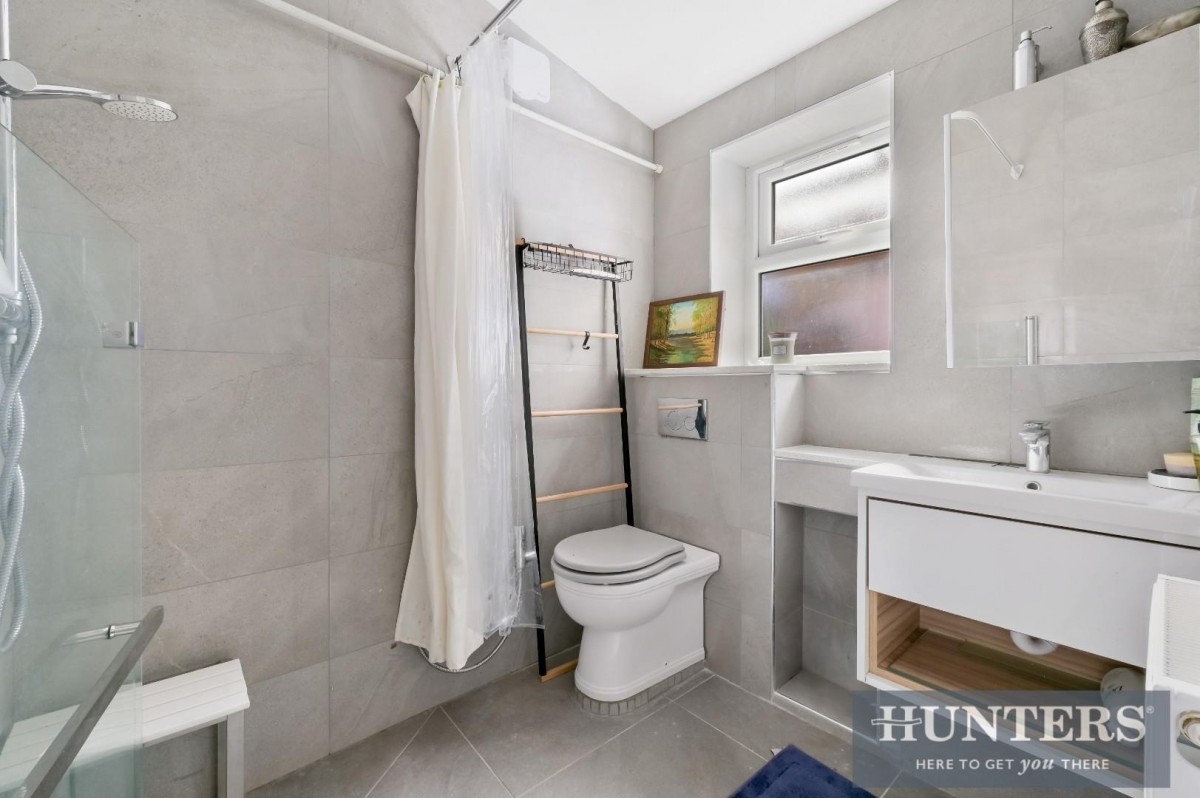 Great West Road, Isleworth, TW7 4PT