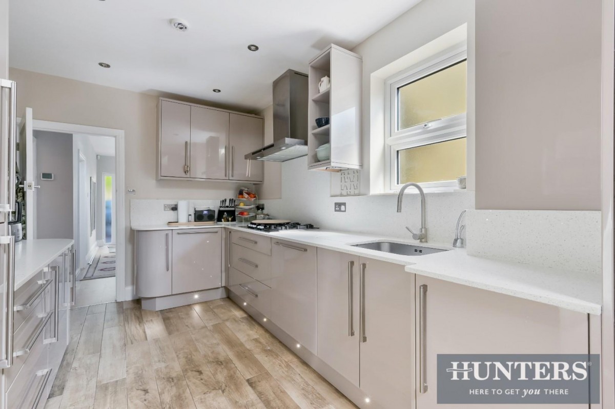 Great West Road, Isleworth, TW7 4PT