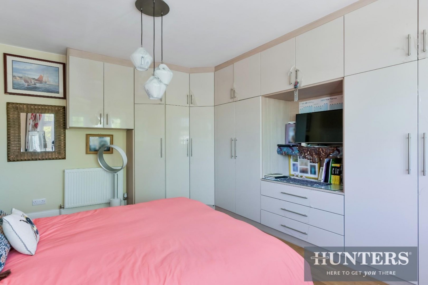 Great West Road, Isleworth, TW7 4PT