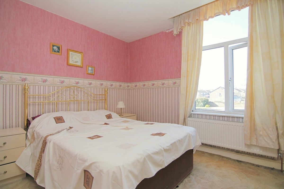 Gladstone Terrace, Pudsey, LS28 6NE