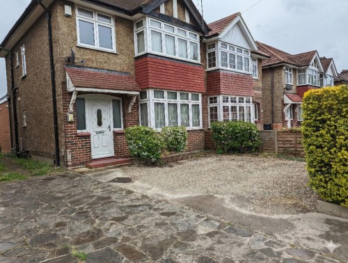 Fairdale Gardens, Hayes, Middlesex, UB3 3JA