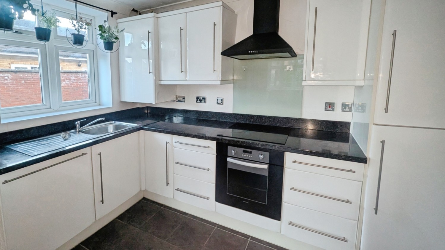 Blossomfield Road, Solihull B91 1TE