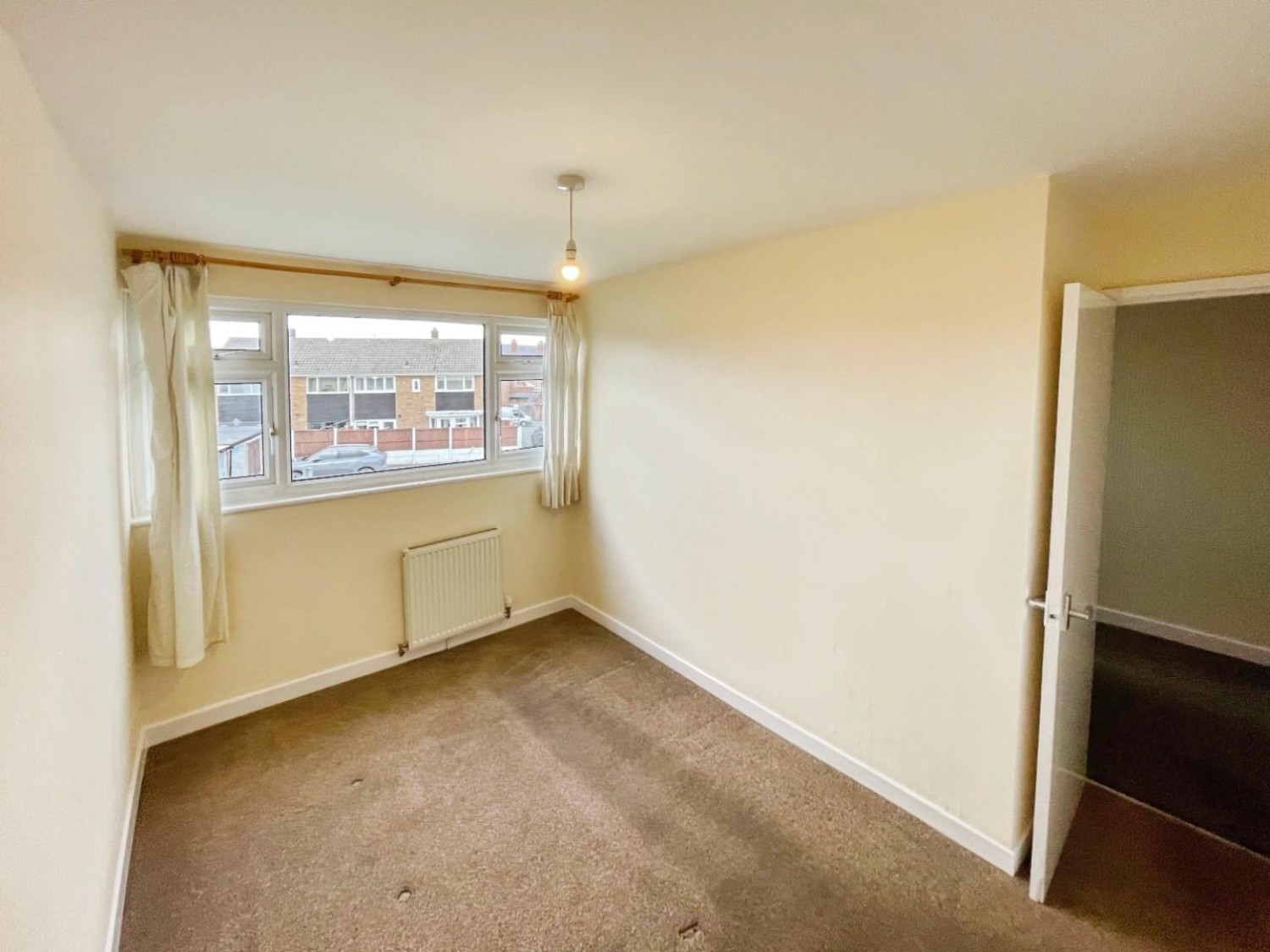 Dawn Gardens, Whitby, Ellesmere Port, CH65 9BA